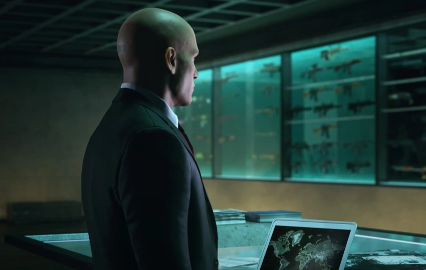 Ведущим сценаристом в студии авторов Hitman стала автор книг о Warcraft и Assassin's Creed